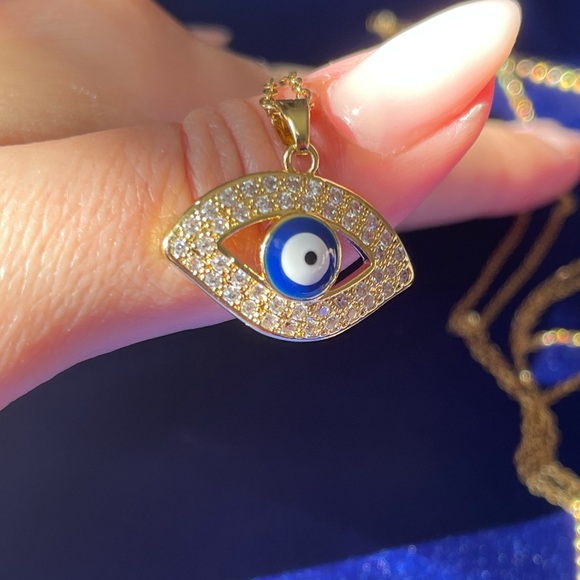 *NEW* 18K Gold Plated Cubic Zirconia Evil Eyes Pendant Necklace 🧿🪬 - Picture 13 of 15